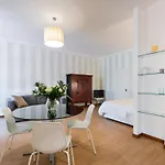 Apartamento Amazing Duomo Loft With Terrace And Elevator